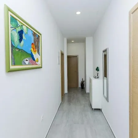 Apartamento Family Friendly With A Swimming Pool - 14203